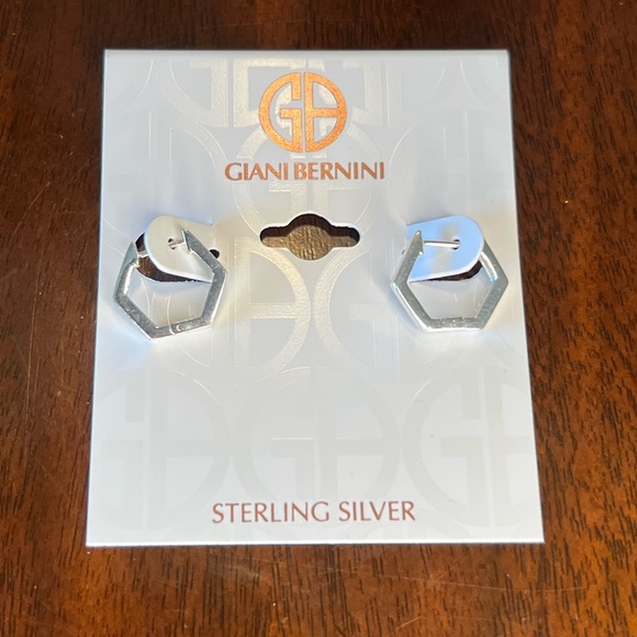 NWT Giani Bernini Polished Hexagon Small Hoop Earrings Sterling Silver 1/2" - Picture 3 of 7